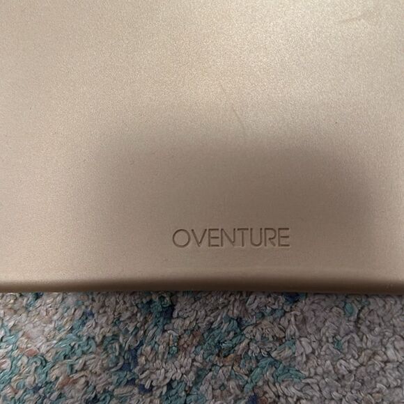 NWOT Oventure Silicone Big O Key Ring w/Large Silicone Pouch -Gold - Picture 2 of 10